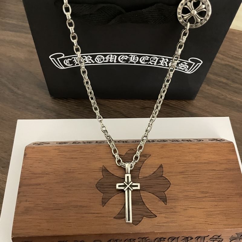 Ch**me He**ts necklaces